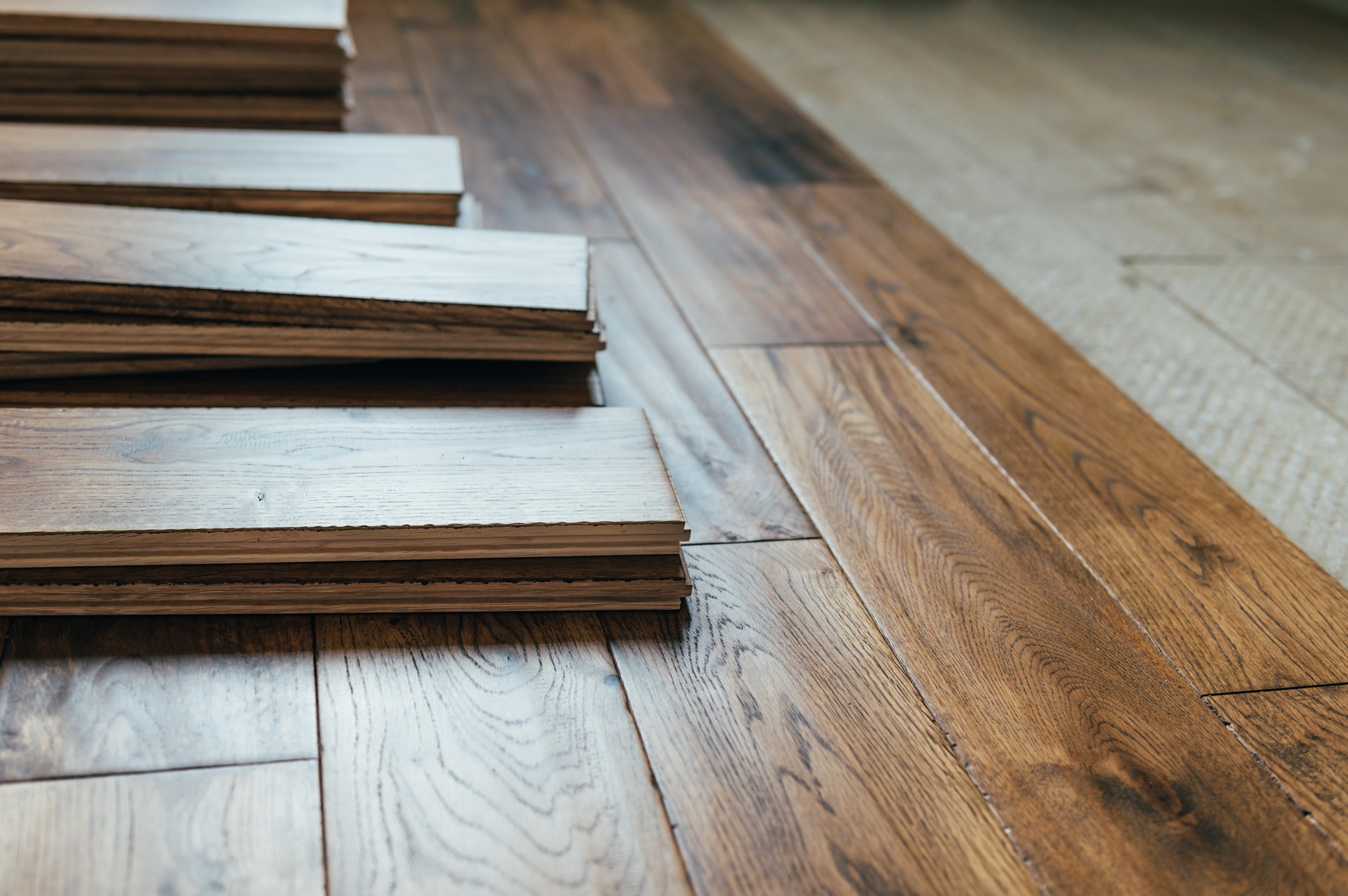 Solid oak wood flooring