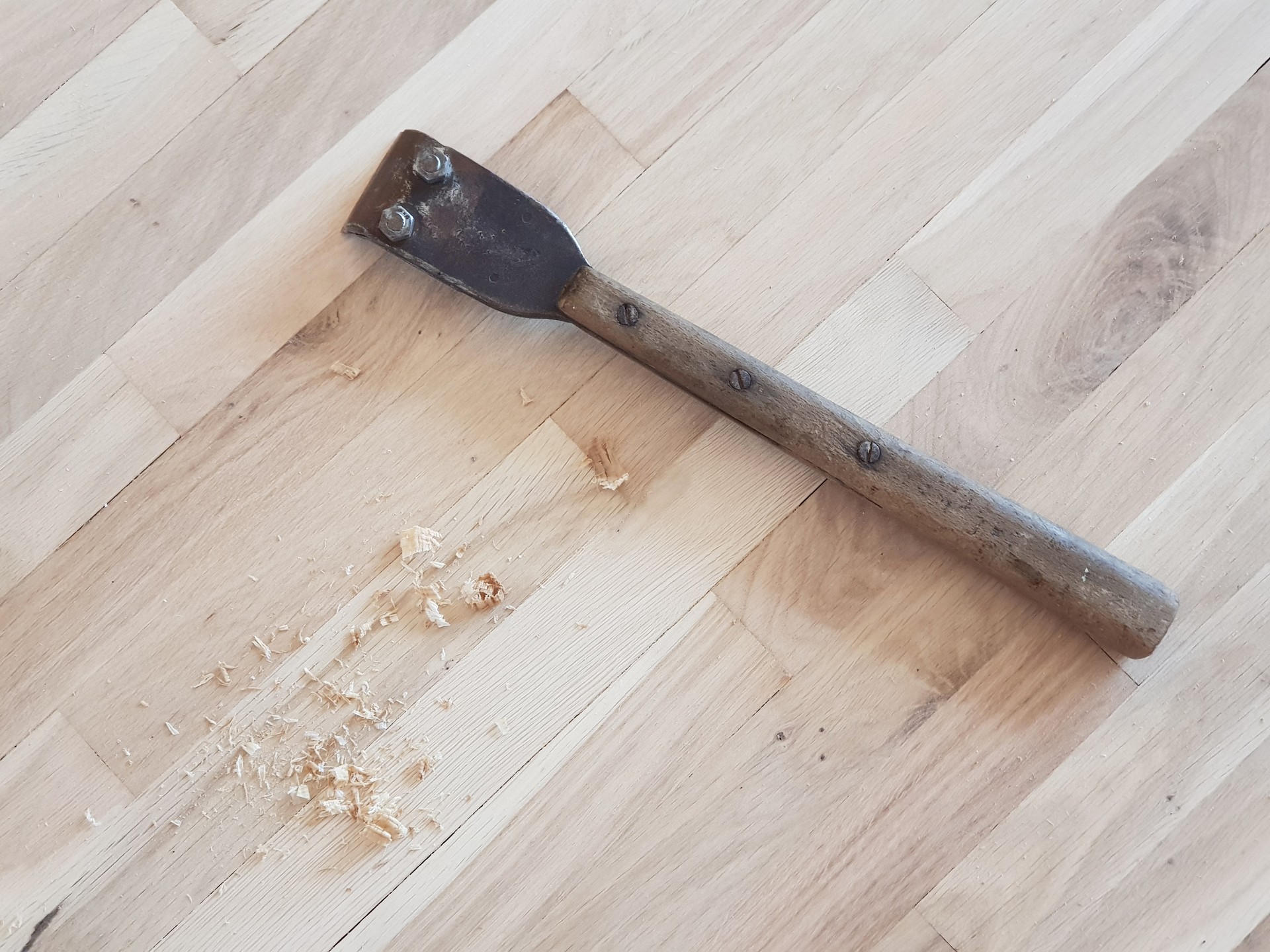 Restoring Scraping of a Parquet Floor